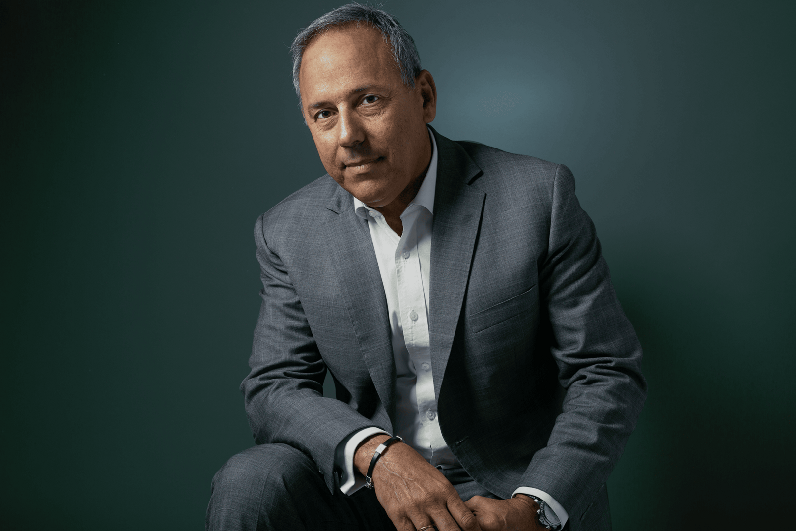 Professional portrait photography by Oscar Espinoza - Commercial portrait photography Surrey London