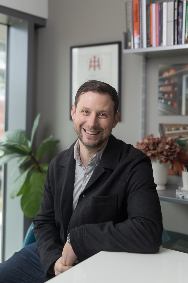 Corporate portrait photography by Oscar Espinoza — Jones Lambell Ellis team