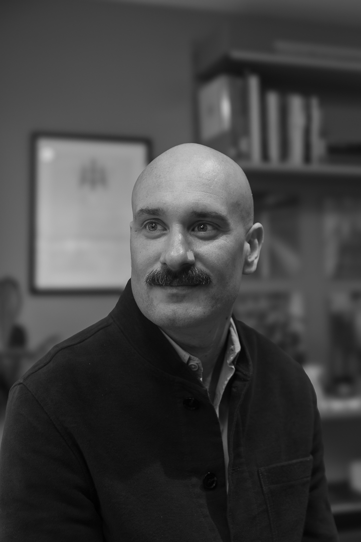 Corporate portrait photography by Oscar Espinoza — Jones Lambell Ellis team