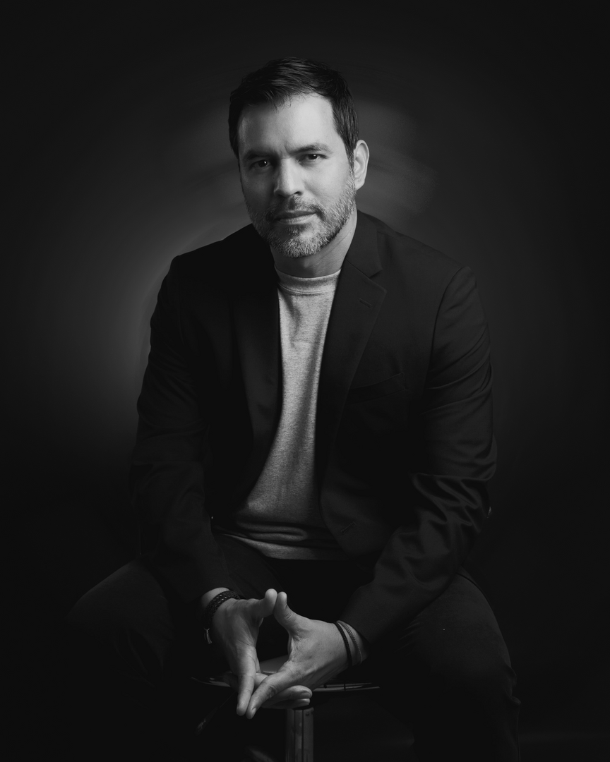 Professional portrait photography by Oscar Espinoza - Commercial portrait photography Surrey London