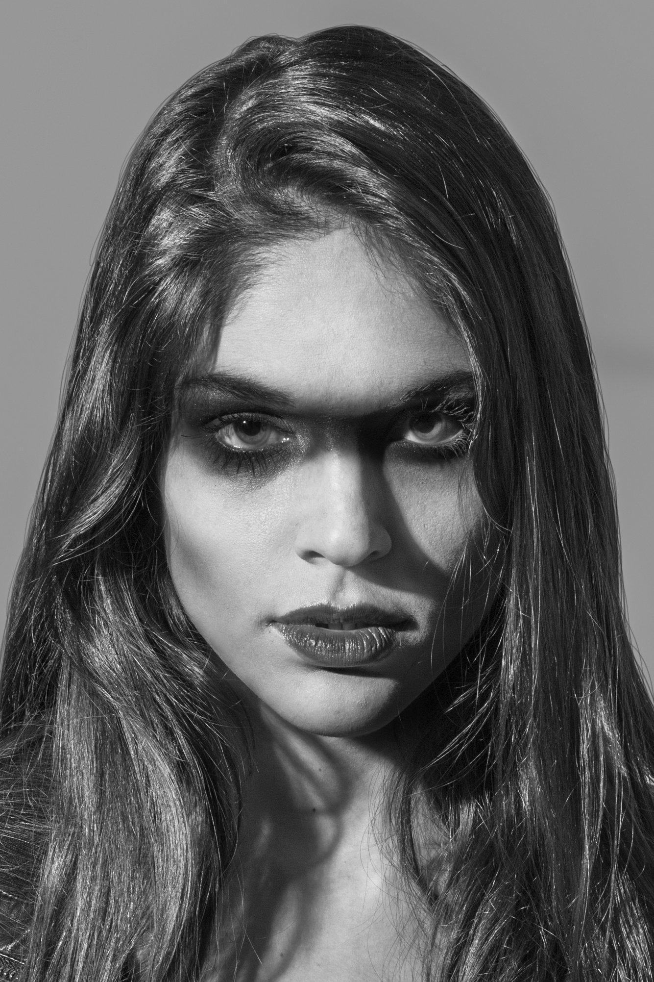 Professional portrait photography by Oscar Espinoza - Commercial portrait photography Surrey London
