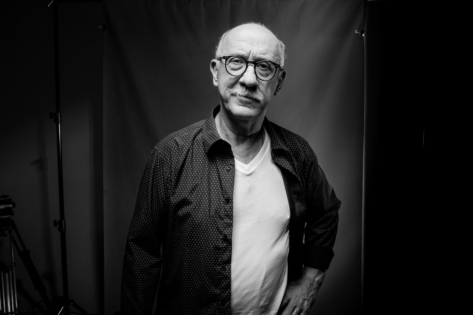 Professional portrait photography by Oscar Espinoza - Lifestyle portrait photography Surrey London