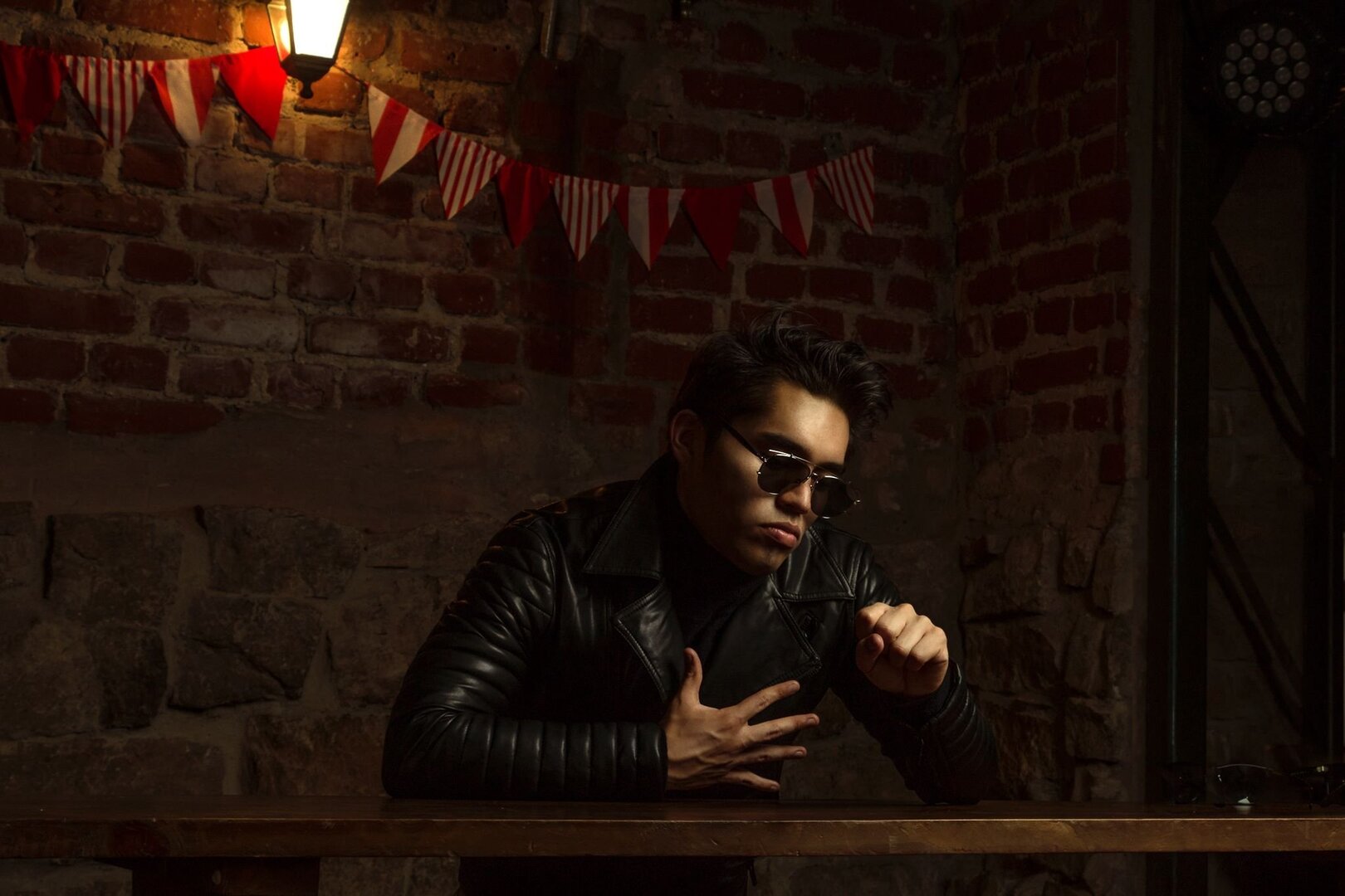 Professional portrait photography by Oscar Espinoza - Commercial portrait photography Surrey London