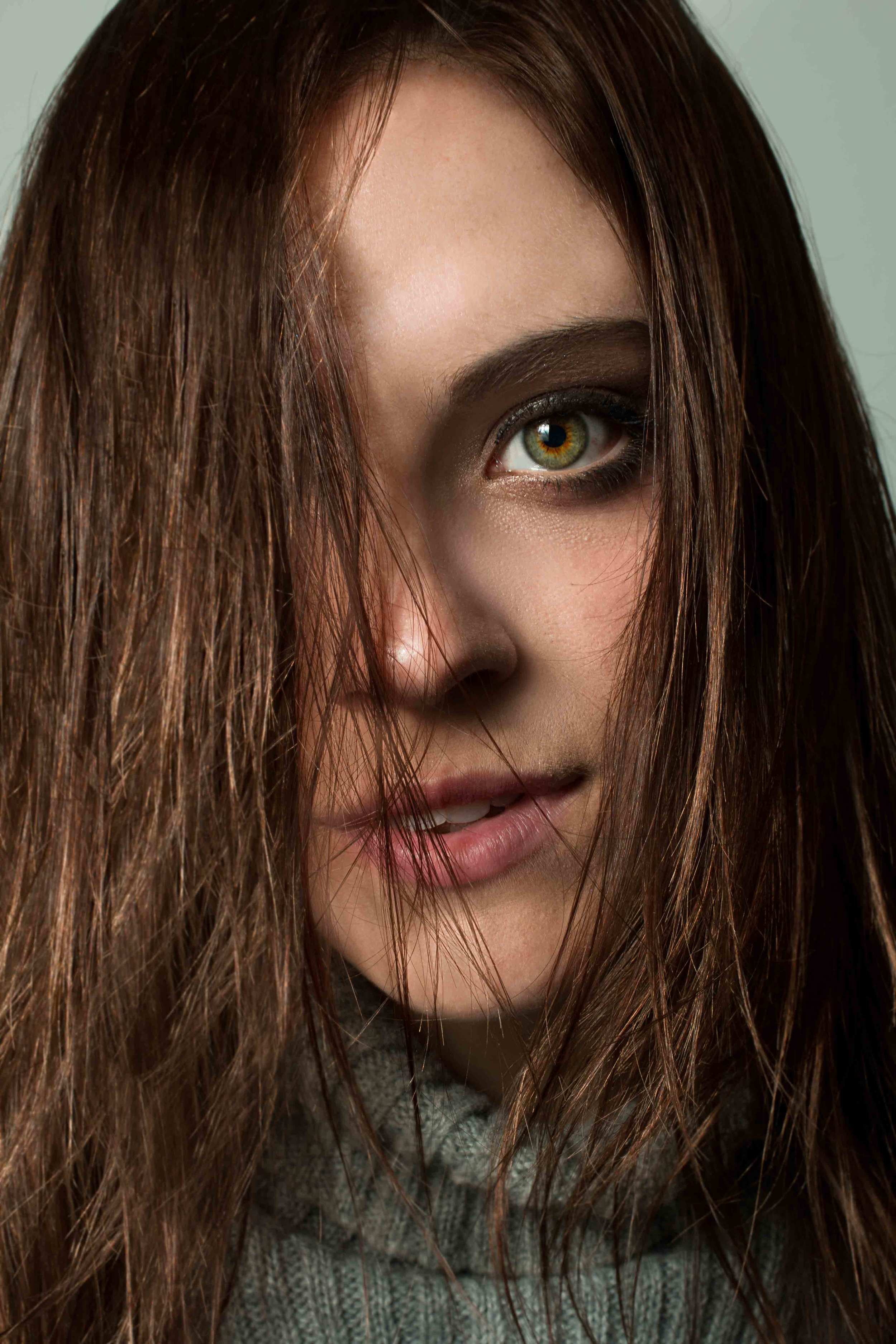 Professional portrait photography by Oscar Espinoza - Commercial portrait photography Surrey London